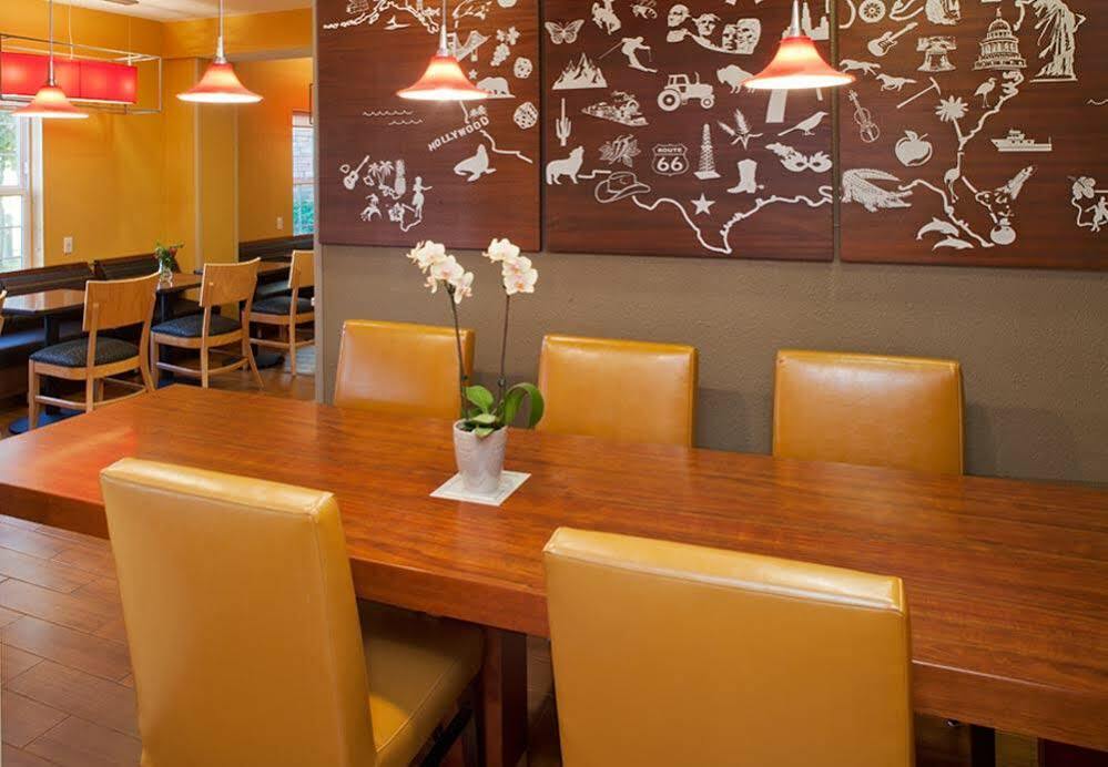 Towneplace Suites Medford Esterno foto